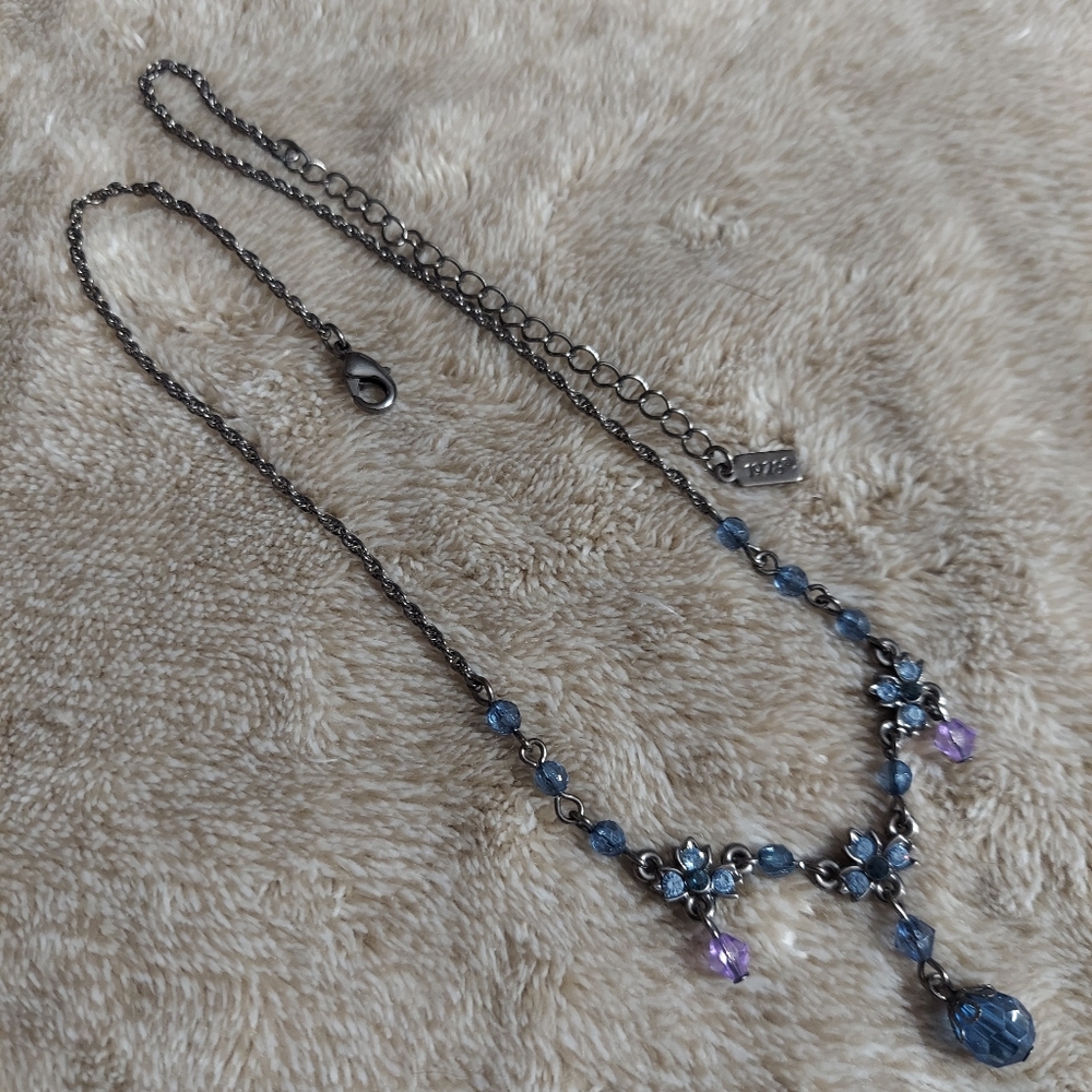 '1928' Textured Gun Metal Black/Faceted Blue & Purple Crystal Floret Necklace - Picture 4 of 8